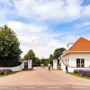 Отель Comfortable Chalet With Dishwasher in Noordwijk, фото 18