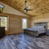 Отель Smoky Lake Retreat 3 Bedroom Cabin by Redawning, фото 2