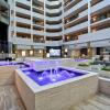 Отель Embassy Suites by Hilton Raleigh Durham Research Triangle, фото 19