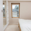 Отель 3 Bedroom House near Colliers Wood Sleeps 6, фото 17
