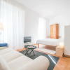 Отель Traditional Studio Apartment, фото 2