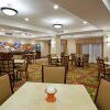 Отель Holiday Inn Express & Suites Portland, an IHG Hotel, фото 25