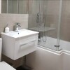 Отель Stunning 2 Bed Ensuites Flat in Victoria - Zone 1, фото 7