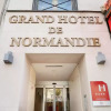 Отель Le Grand Hotel de Normandie в Париже