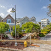 Отель Blue Shutter Olivia Beach, фото 1