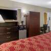 Отель Econo Lodge Fort Jackson, фото 7