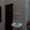Отель RedDoorz near Kampus UMP Purwokerto 2, фото 11