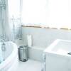 Отель Spacious 5-bed House! Tilbury! Free Parking!, фото 8