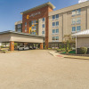 Отель La Quinta Inn & Suites by Wyndham Cleveland Airport West, фото 1