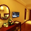 Отель GreenTree Inn Sanya Hexi District Chunyuan Seafood Square Express Hotel, фото 2