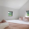 Отель Modern Family Home 350 meters to Town Centre, фото 19
