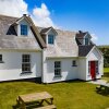 Отель Dingle Harbour Cottages 3 Bed Sleeps 6, фото 18