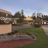 Отель Country Inn & Suites by Radisson, Traverse City, MI, фото 1