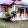 Отель Rockside guest House в Энтеббе