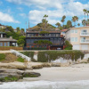Отель Fleetwood - Retro Modern Oceanfront Home w Two Expansive Patios, фото 5