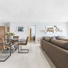 Отель Supererior Modern Riverside Fulham Apartment With Balcony and 2 Parking Spaces, фото 11