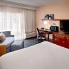 Отель Courtyard By Marriott Hartford/Windsor Airport, фото 17