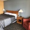 Отель Carolina Inn & Suites Of Lake Norman, фото 3