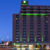Отель Holiday Inn Winnipeg-Airport West, an IHG Hotel, фото 1
