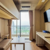 Отель Simple And Homey Studio At Sky House Bsd Apartment, фото 5