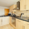 Отель Queens Mansions Penny Stone Self Catering Luxury Apartment, фото 4
