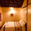 Отель The Great Circle Lodge - Hostel, фото 2