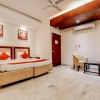 Отель Oyo 39725 Hotel Regent Continental, фото 4