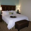Отель Hampton Inn & Suites Center, фото 4