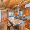 Отель Slopeside Lodge, фото 23