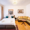 Отель Kafka Apartment 4BR+2bath Old Town, фото 5