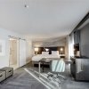 Отель Hampton Inn & Suites by Hilton Quebec City /Saint-Romuald, фото 16