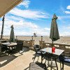 Отель Lower Beach Front Escape Unit A, фото 16