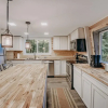 Отель Mt Baker Lodging Cabin 78 - Sleeps 6, фото 5