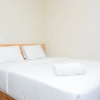 Отель Relaxing Studio at Springlake Summarecon Bekasi Apartment, фото 2