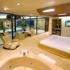 Отель Sybaris Pool Suites, фото 23