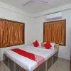 Отель OYO 17187 Urban Casa, фото 3