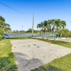 Отель Casa Lago Waterfront Home & Pool Near Hard Rock Casino, фото 25