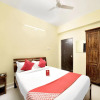 Отель OYO 11317 Amar Estates, фото 20