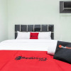Отель RedDoorz near Medan Amplas, фото 3