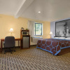 Отель Super 8 by Wyndham Lynchburg VA, фото 6