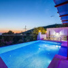 Отель Sleek Villa With Pool Backyard Jacuzzi in Kas, фото 13
