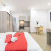 Отель RedDoorz Plus @ Nguyen Van Troi, фото 23