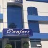 Отель Confort Plaza & Suite, фото 1