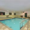 Отель Country Inn & Suites by Radisson, Stevens Point, WI, фото 10