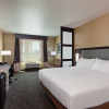 Отель Holiday Inn Express & Suites Anaheim Resort Area, an IHG Hotel, фото 3