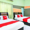 Отель OYO 89684 Mawaddah Inn Stay, фото 20