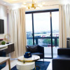 Отель Modern n Chic Apt w Social Area at Rooftop, фото 8