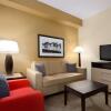 Отель Country Inn & Suites by Radisson, Dalton, GA, фото 3