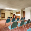 Отель Quality Inn & Suites, фото 12