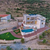 Отель Mountainside Villa With Private Pool and Kids Playground Walk to Restaurant, фото 19